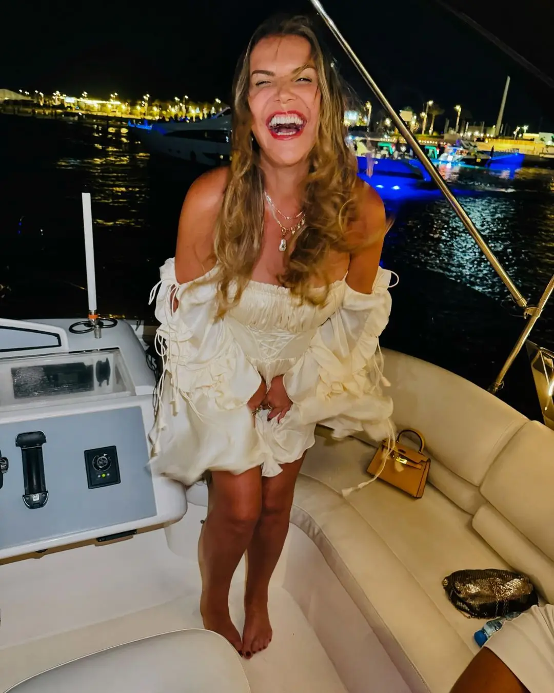 Katia Aveiro