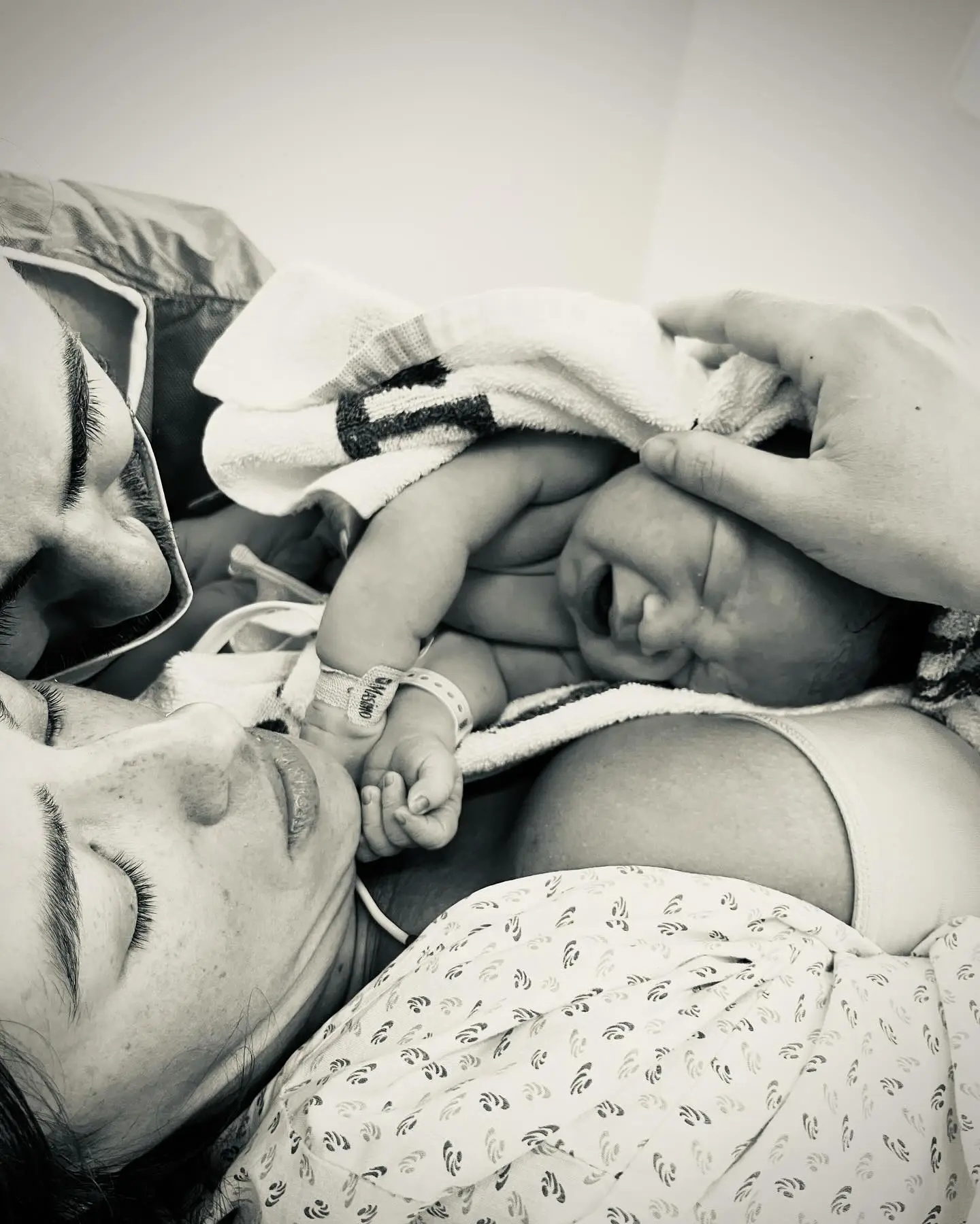 Já nasceu o filho de Mariana Pacheco e Syro! Veja as primeiras imagens