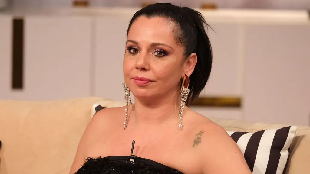 Sara Norte é chamada de "pobre" por usar transportes públicos e reage 'à  letra' - Fama Show