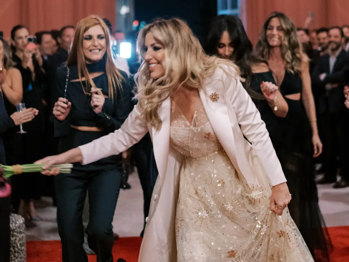 Ainda estamos a digerir a festança" - O novo vídeo do casamento de Jessica  Athayde - Fama Show