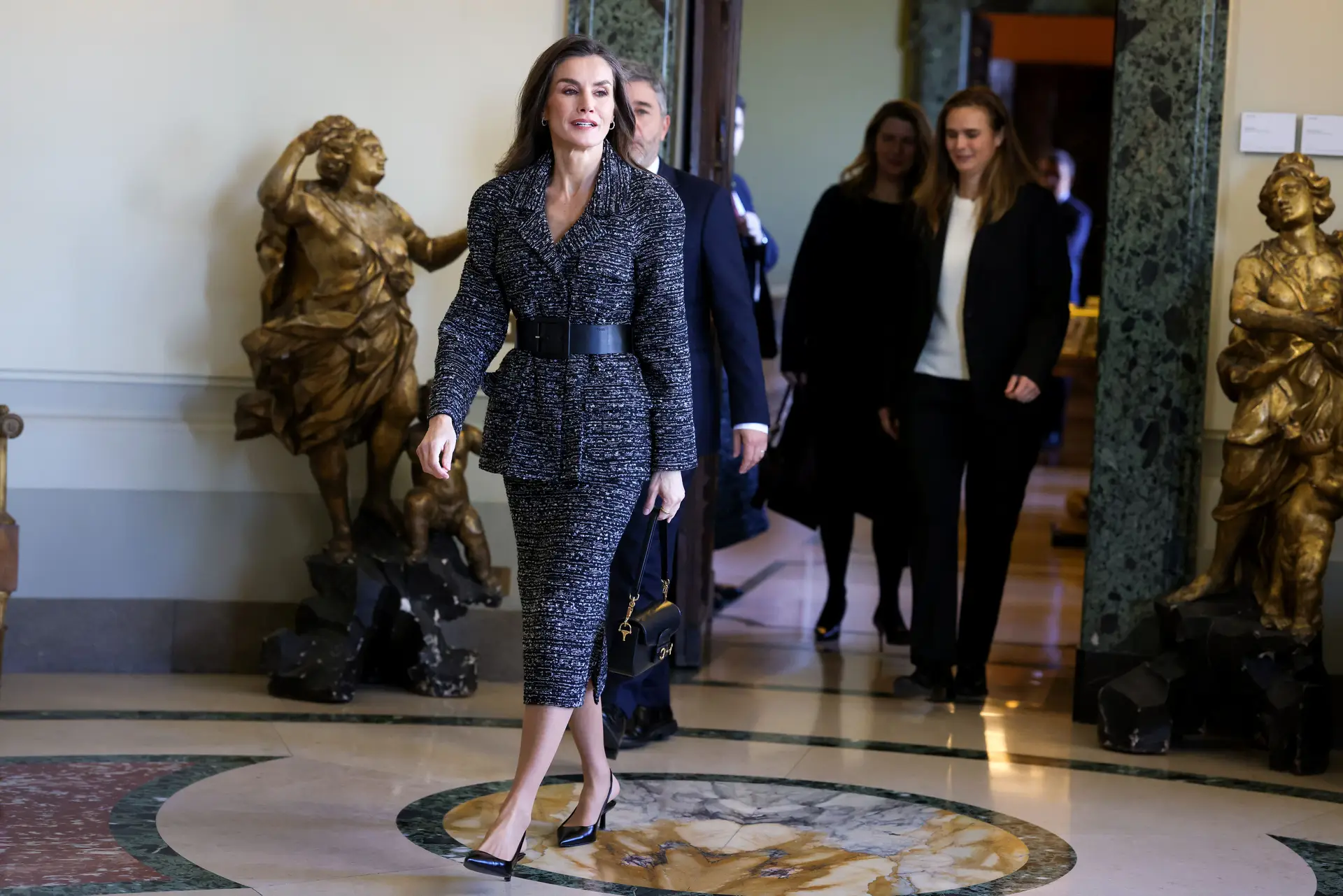 Preparada para os dias frios? Inspire-se em 10 looks de inverno de Letizia