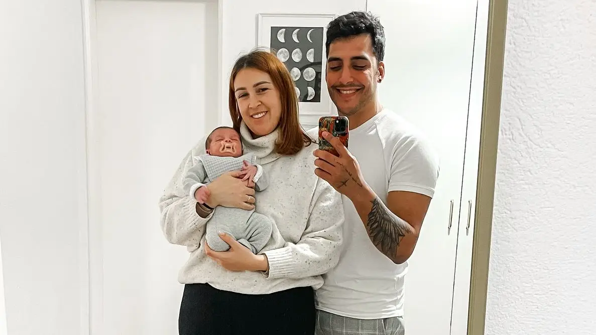 "Grita muito" — Inês Margarida Martins relata fase "bem exigente" da filha bebé