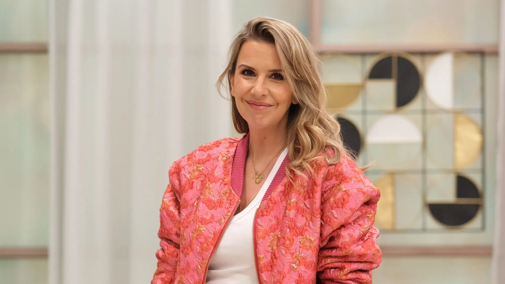"A velha ressabiada que pensa que tem piada" — Ana Garcia Martins reage 'sem papas na língua' a crítica