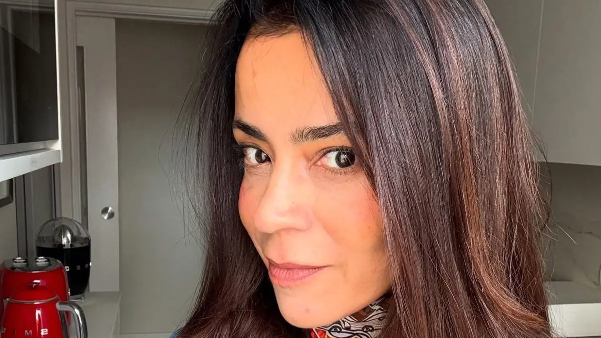 Em sítio único, Rita Ferro Rodrigues revela: "A tentar engolir a angústia"  - Fama Show