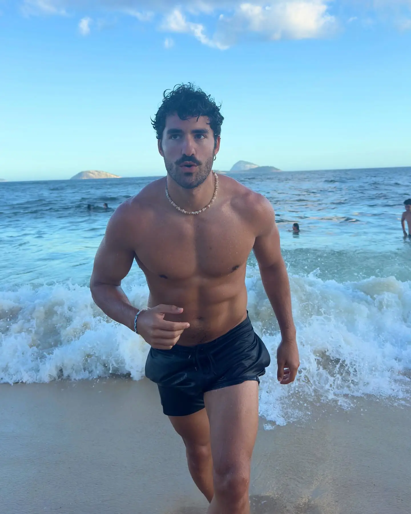 As imagens das férias de José Condessa com Luisinha Oliveira e... filho de Jorge Jesus