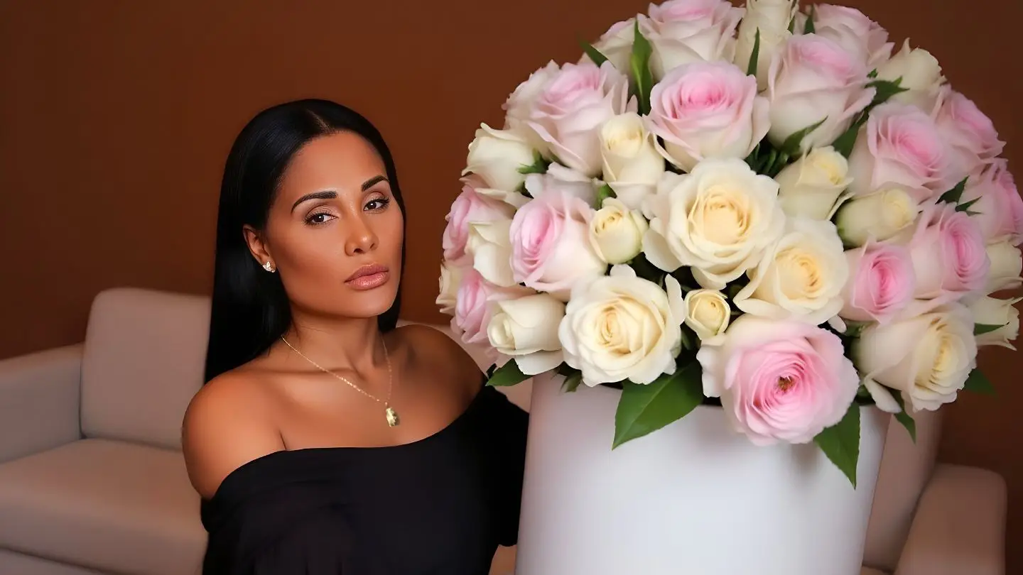Carmen Mouro