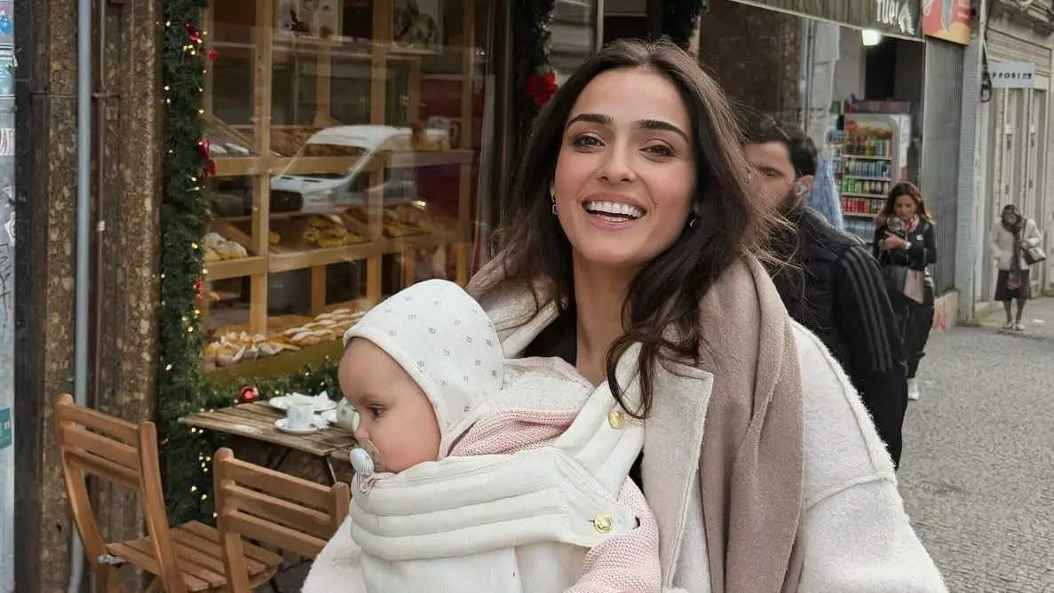Angie Costa e a filha Alice