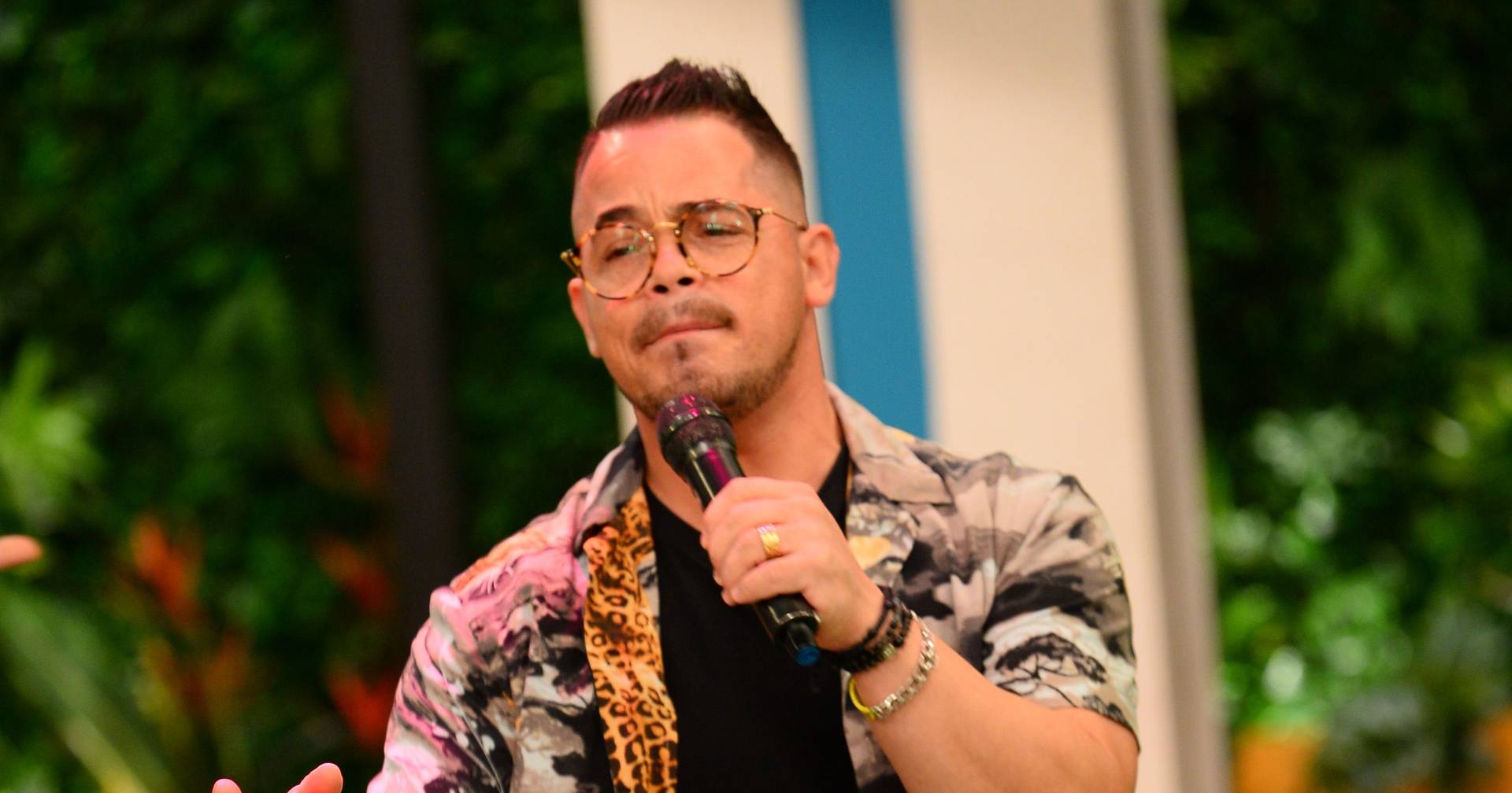 De luto, Saúl presta sentida homenagem: "Vamos amar-te para sempre, minha  querida" - Fama Show