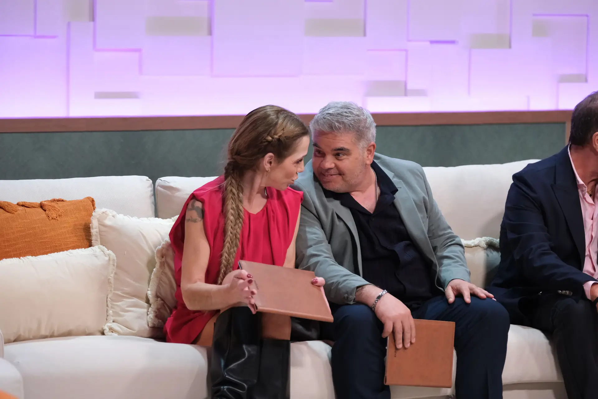 Já houve um "avanço" na relação de Marta e César: a cumplicidade e o beijo especial em 'Casados'