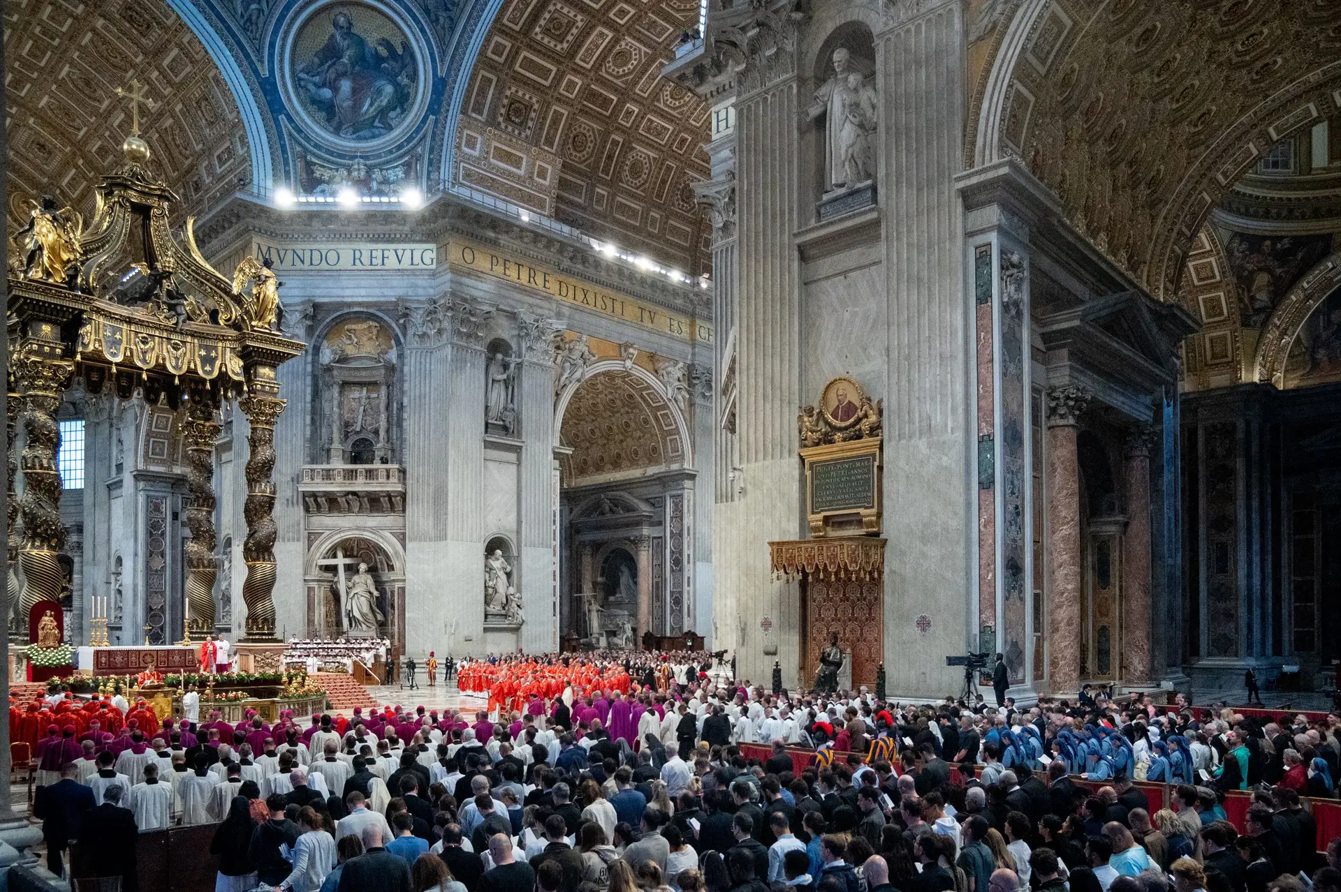 Conclave no Vaticano envolto em secretismo e com fortes medidas de segurança
