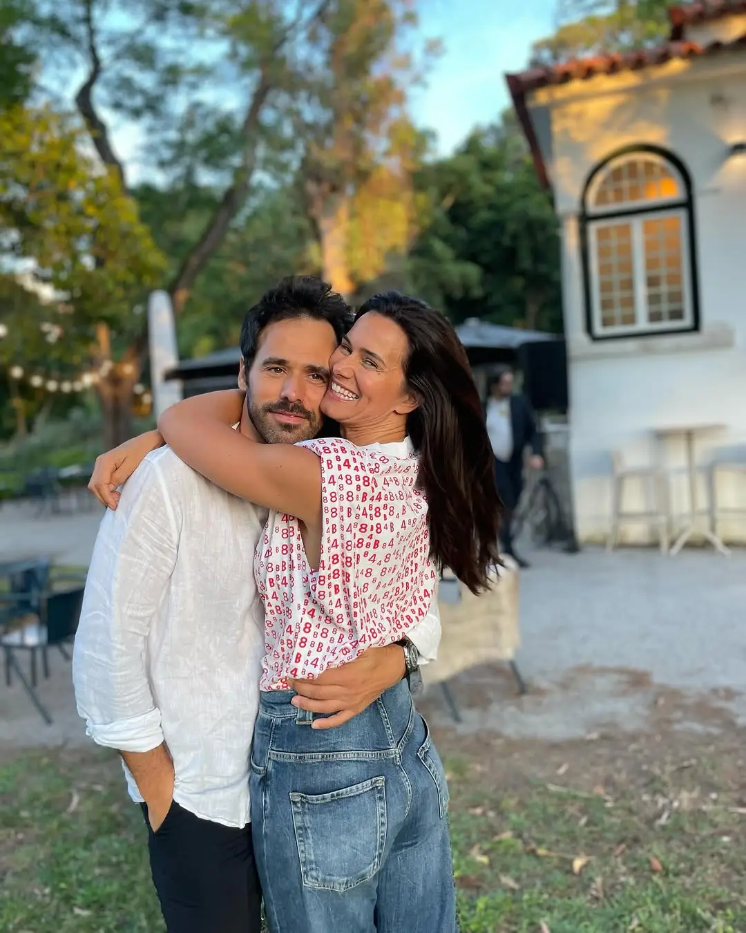 Com imagens únicas, Cláudia Vieira declara-se ao "companheiro": "Amor à tua volta é o que não falta"