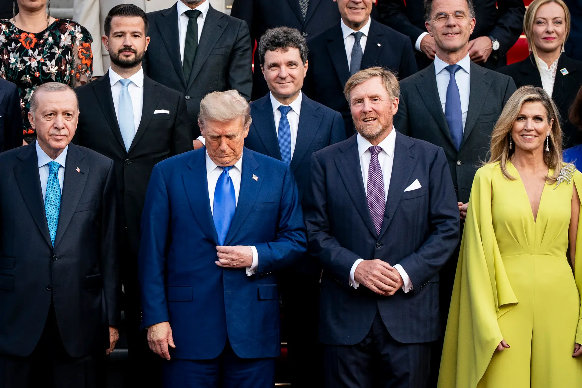 Elegância e sofisticação! O macacão da rainha Máxima que roubou todas as atenções