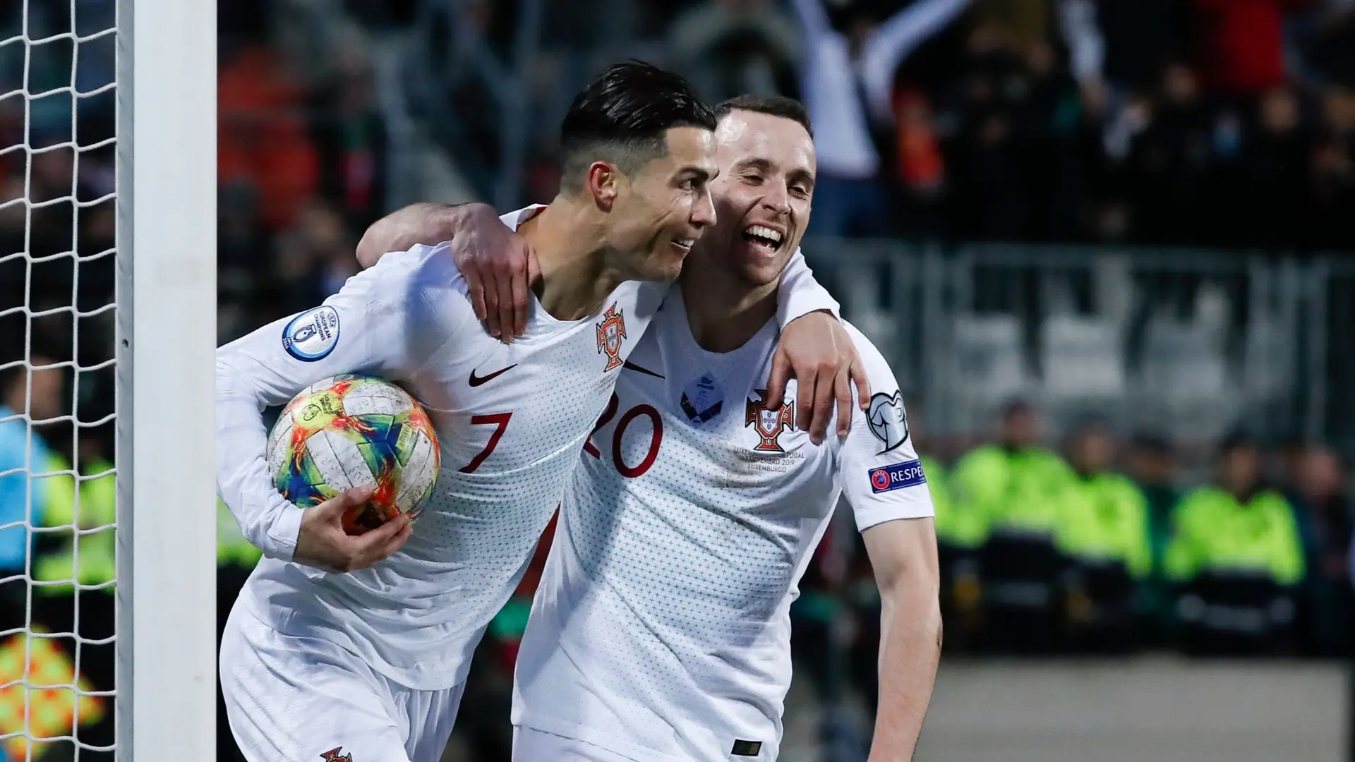 Cristiano Ronaldo e Diogo Jota
