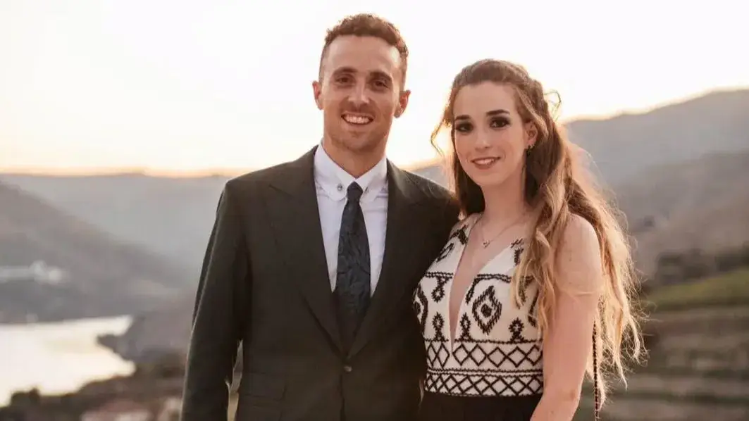 Mulher de Diogo Jota alvo de críticas? "Há idiotas que se dão ao luxo de analisar o vestido que ela usou"