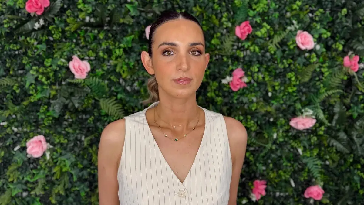 Após críticas nas redes sociais, Rebeca Caldeira deixa desabafo: “Não vale a pena” - Fama Show