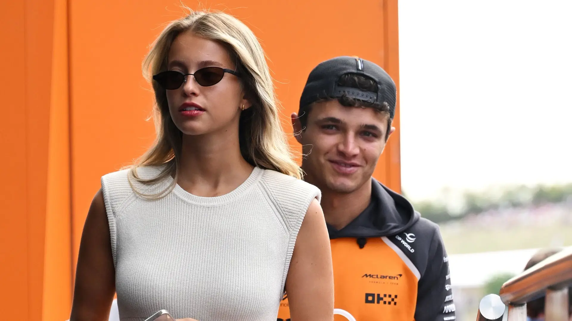 As imagens que todos esperavam! Margarida Corceiro e Lando Norris 'flagrados' em clima de paixão em Ibiza - Fama Show