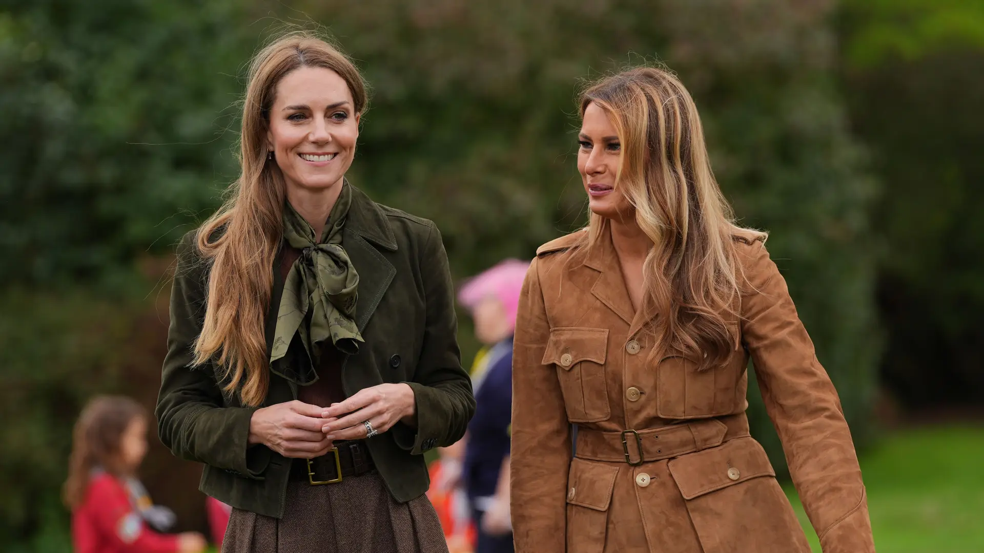 Que elegância! Kate Middleton e Melania Trump deslumbram lado a lado com looks outonais