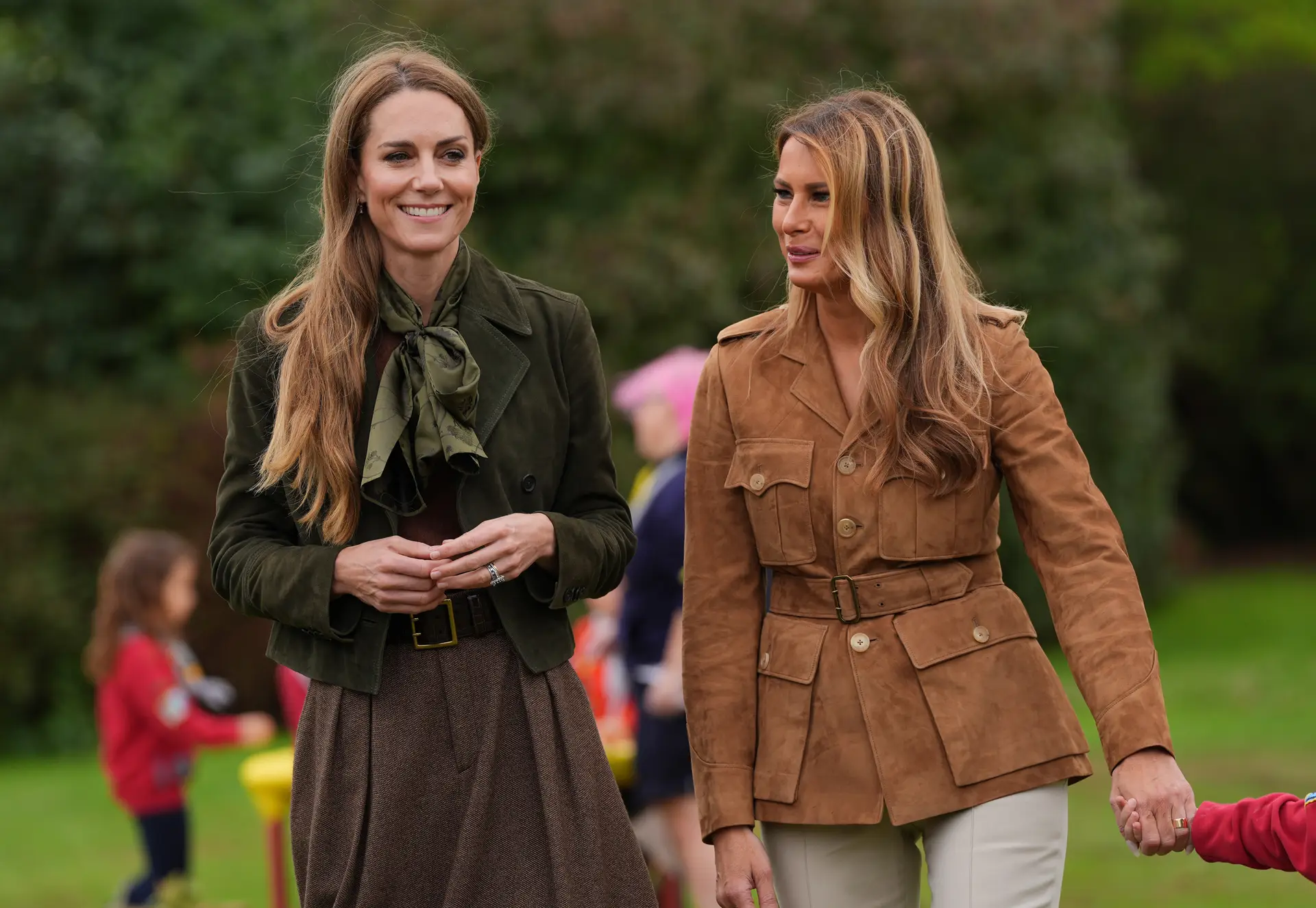 Que elegância! Kate Middleton e Melania Trump deslumbram lado a lado com looks outonais