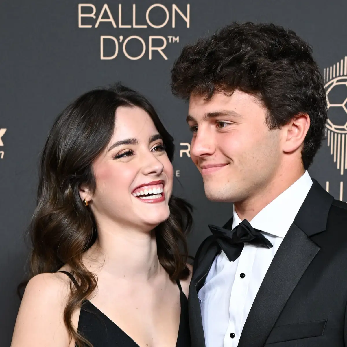 João Neves e Madalena Aragão partilham momento especial no casamento de Gonçalo Ramos e Margarida Amaral Domingues