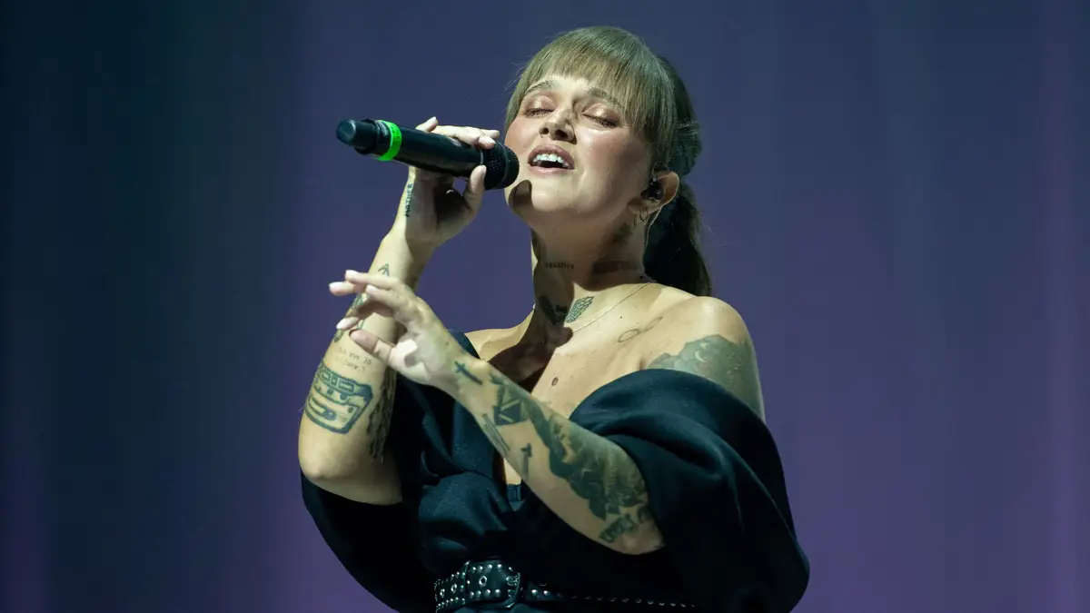 Carolina Deslandes: "Ninguém nesta festa sabe que eu tenho leite materno na mala"