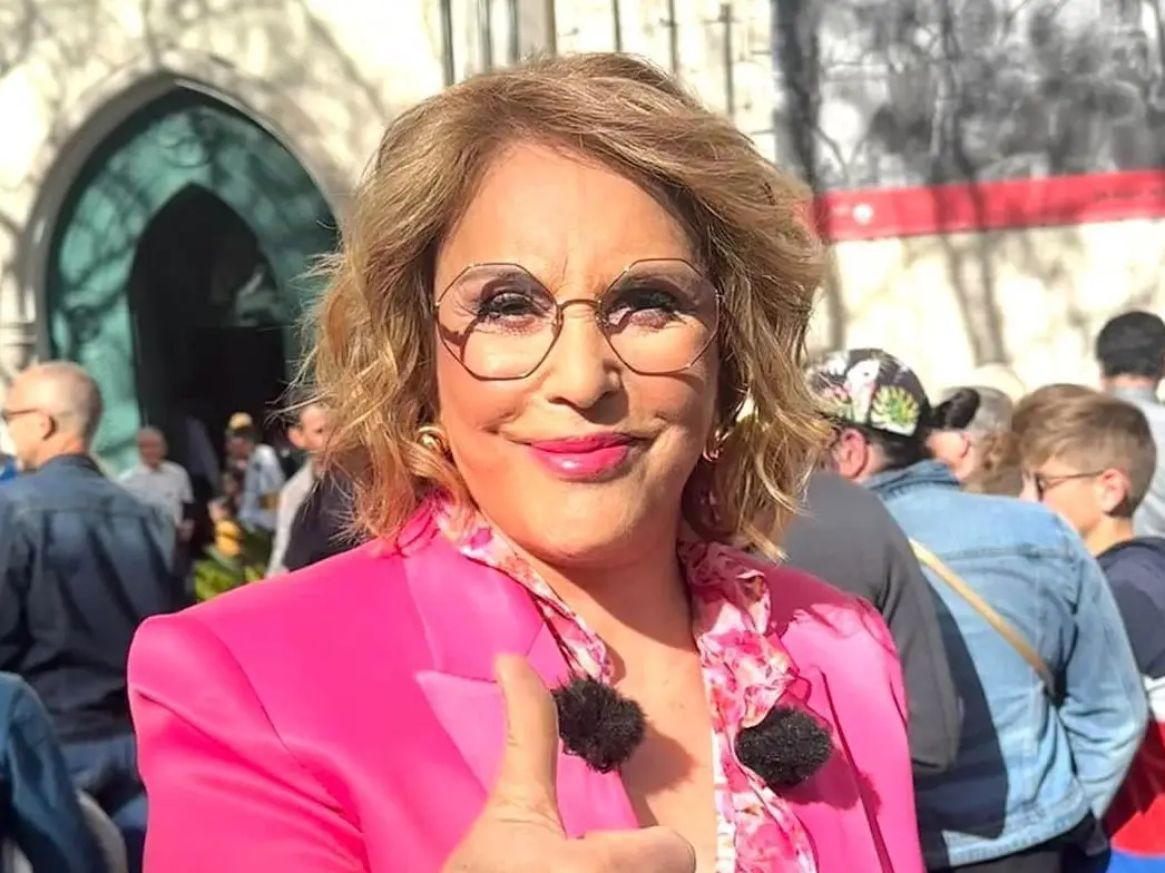 Amor sem idade! Aos 72 anos, Dina Aguiar casa-se com médico Fernando Girão - Fama Show