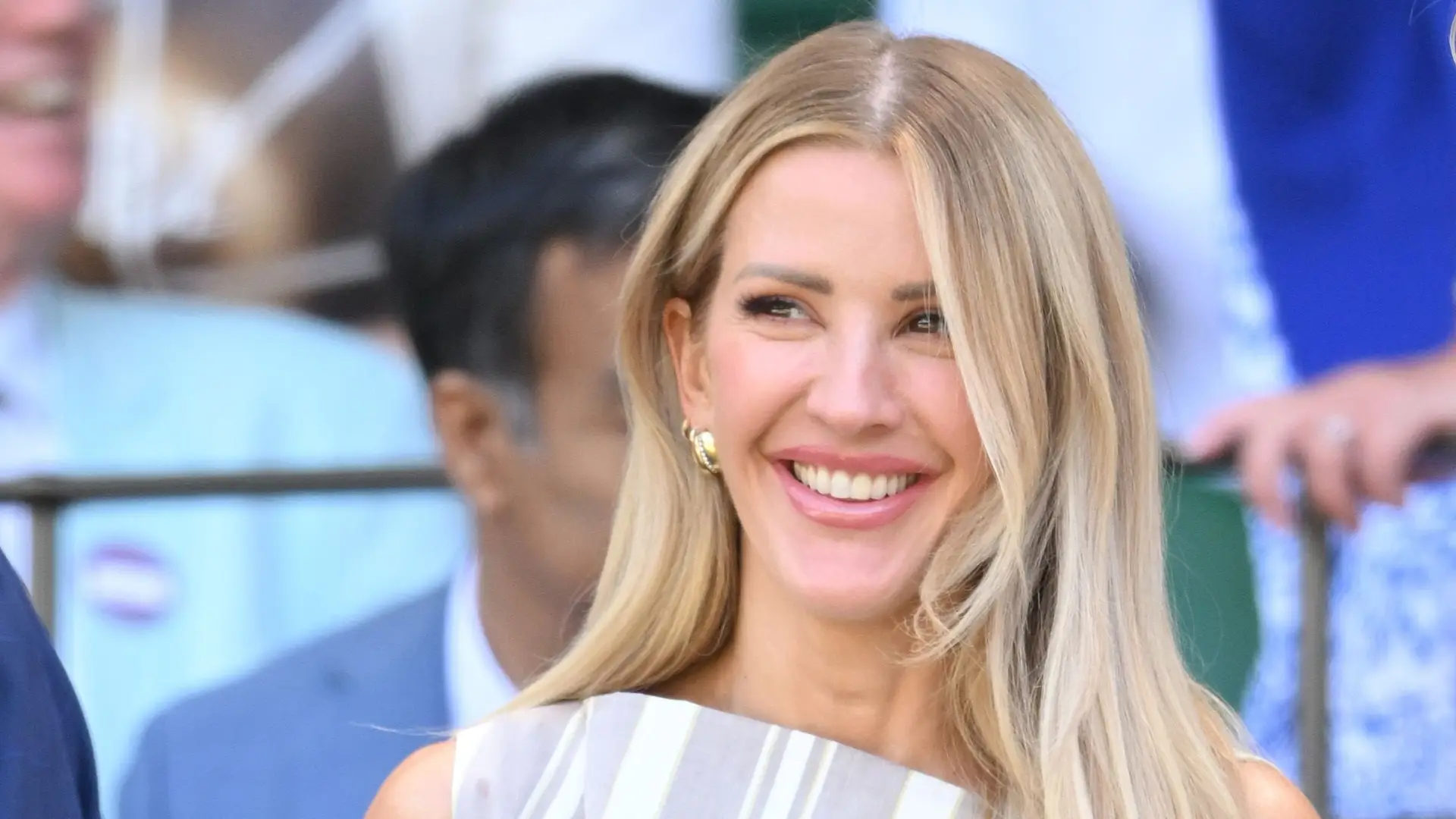 Surpresa! Três meses depois de assumir novo amor, Ellie Goulding está  grávida - Fama Show