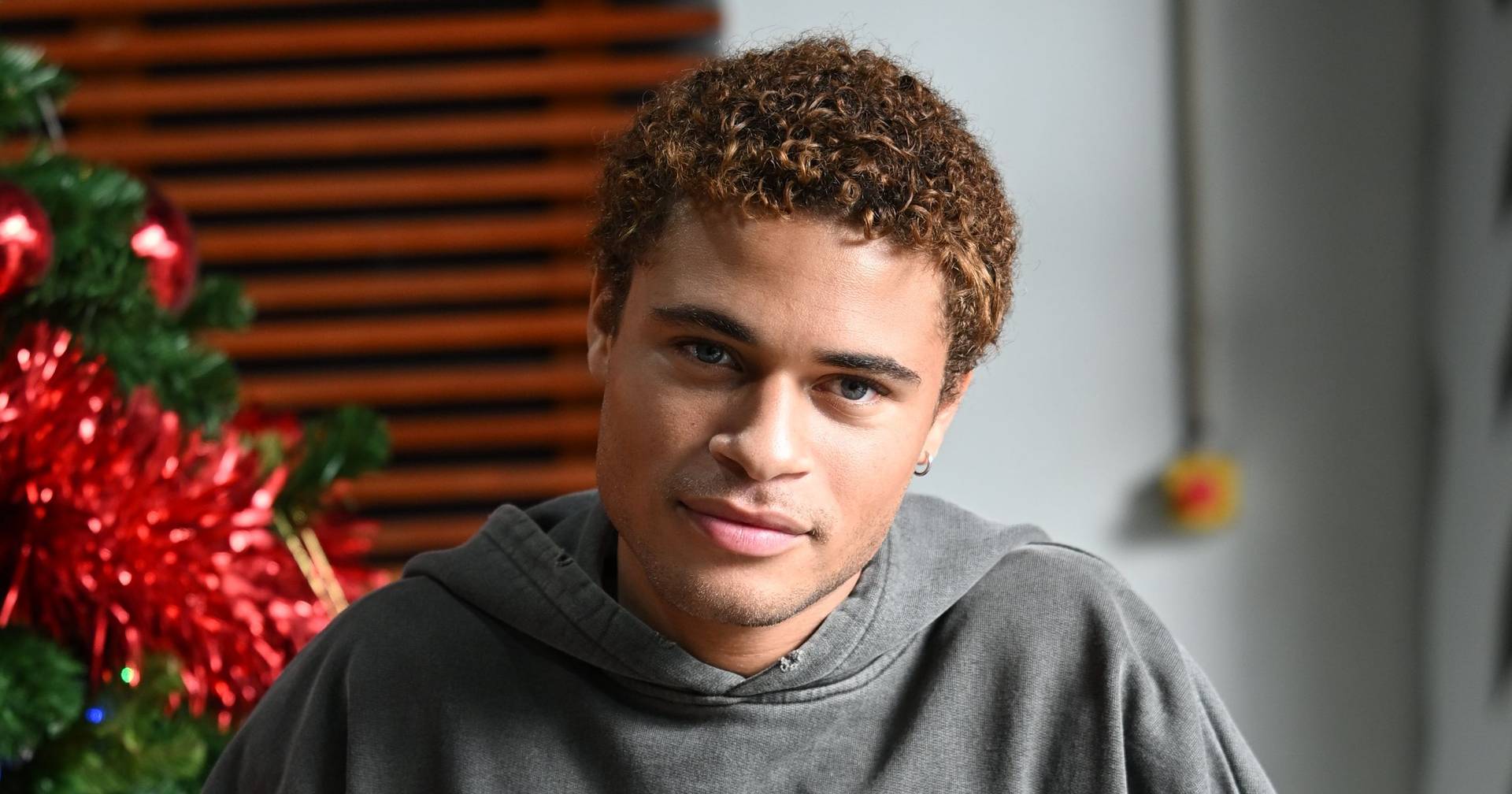 Filho 'babado'? Evandro Gomes 'abre o coração' sobre a mãe: "Fez tanto por  mim e pelos meus irmãos" - Fama Show