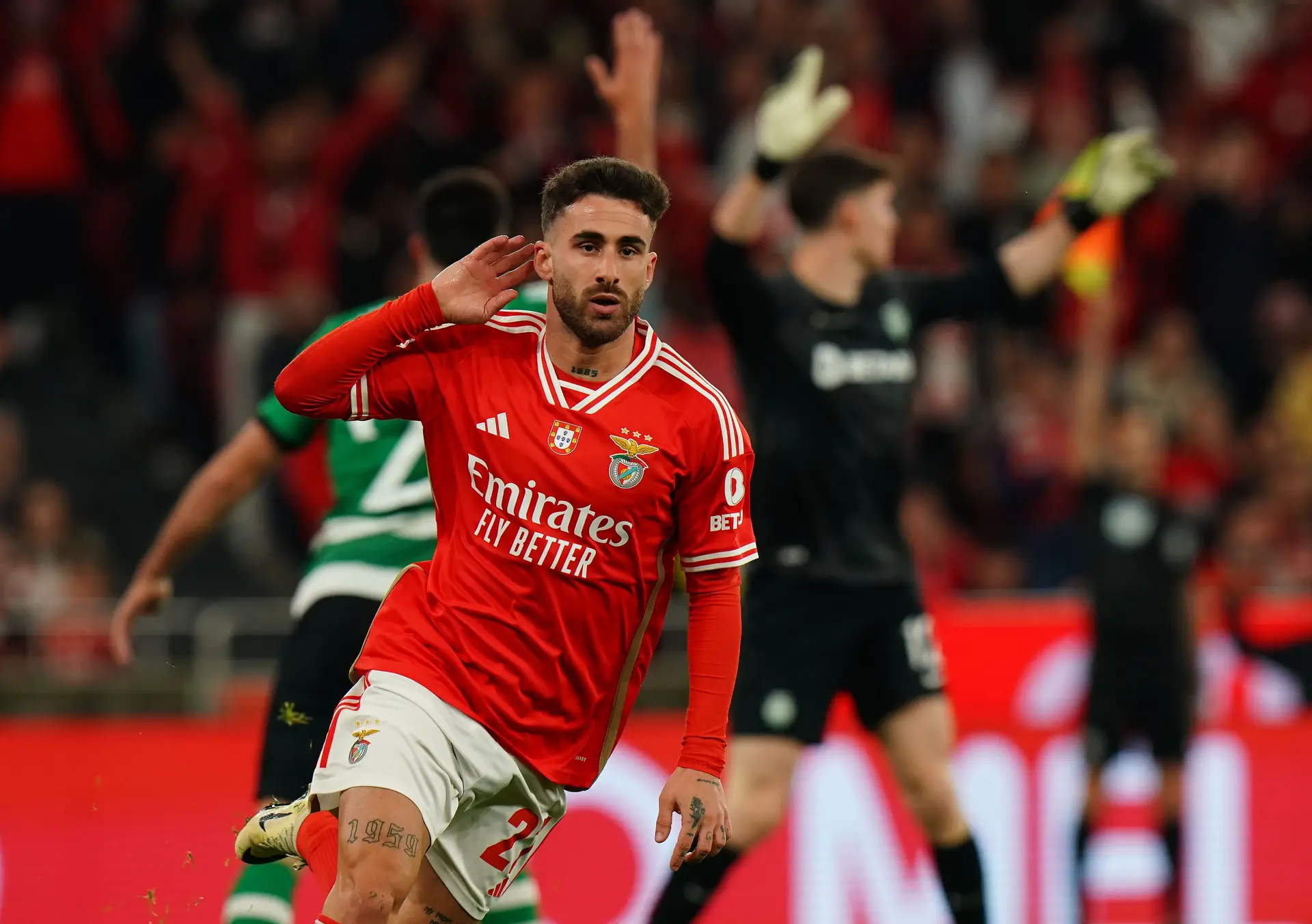 É oficial! Rafa Silva está de regresso ao Benfica
