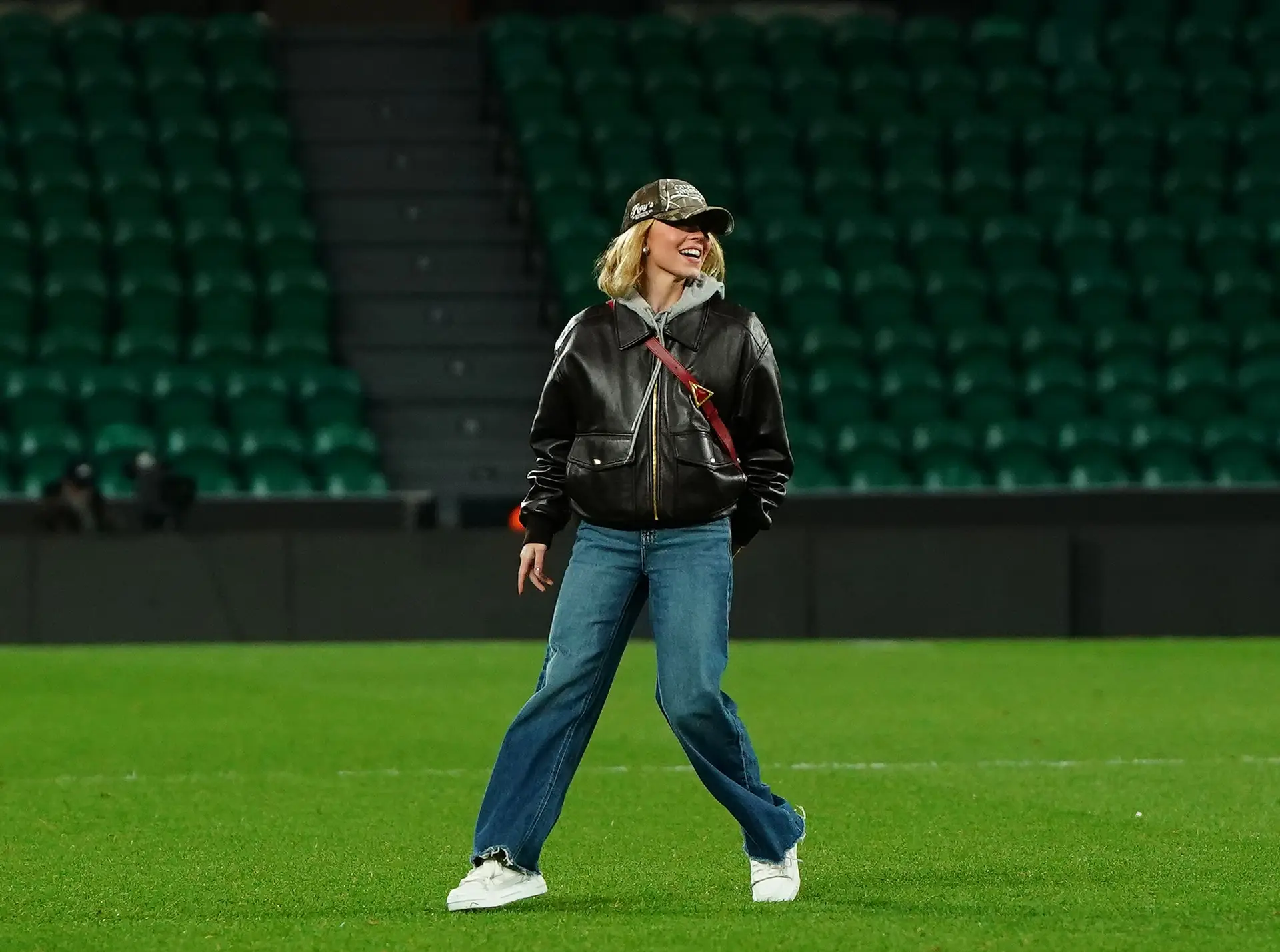 Sydney Sweeney em Alvalade! As imagens da visita inesperada da estrela de "A Criada"