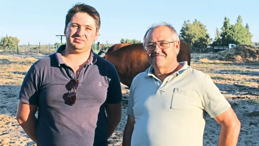 Começou a lidar com o gado bravo em criança e nunca mais parou Começou a lidar com o gado bravo em criança e nunca mais parou