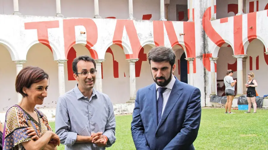 A arte não tem limites e a liberdade de opinião também não A arte não tem limites e a liberdade de opinião também não