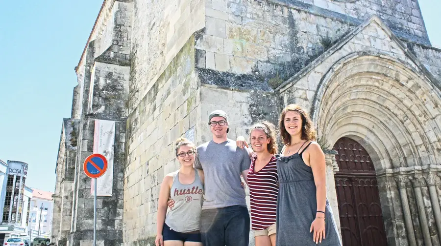 Estudantes do Canadá encantados com Santarém e suas gentes