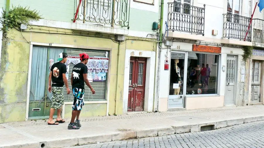 Vila Franca de Xira pondera tomar posse administrativa de edifícios abandonados