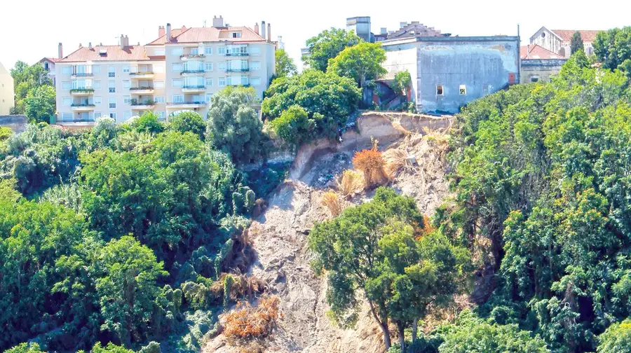 Obras nas barreiras de Santarém só no Outono Obras nas barreiras de Santarém só no Outono