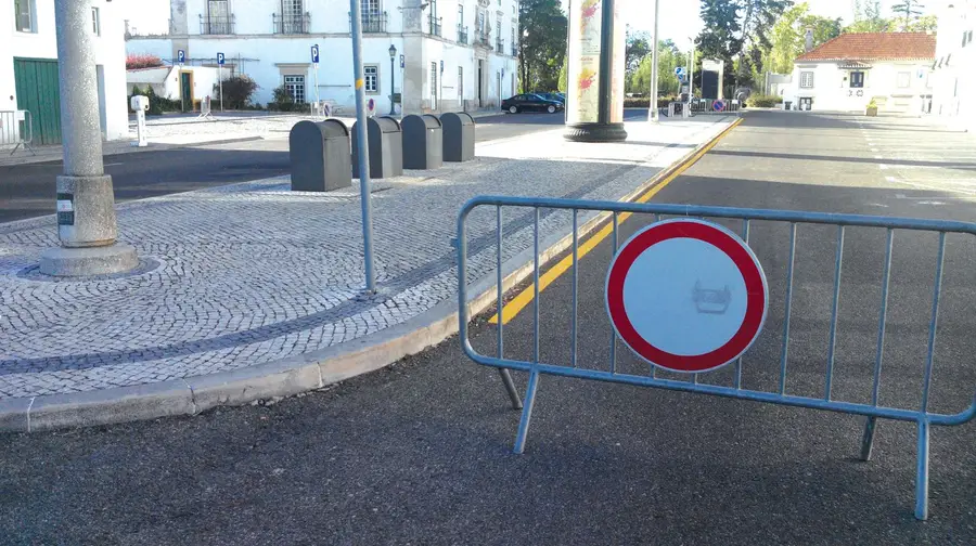 Dia sem carros, salvo algumas excepções Dia sem carros, salvo algumas excepções