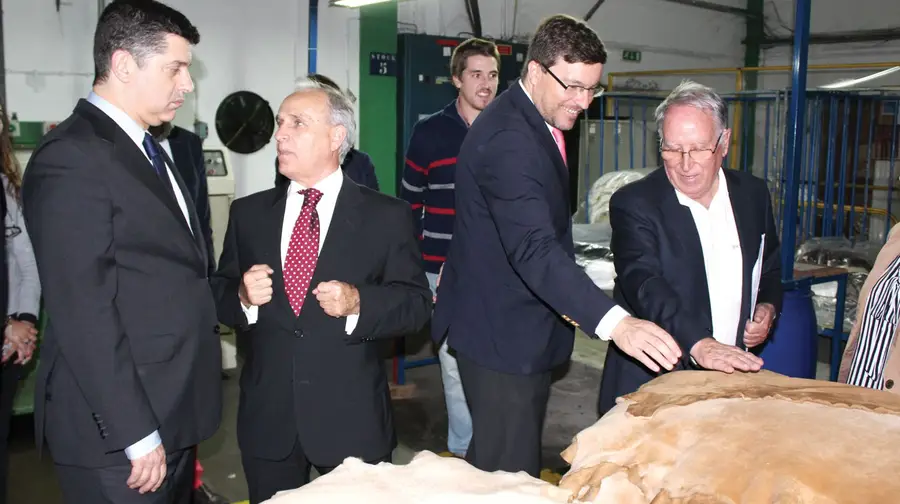 Ministro da Economia visitou fábrica Inducol em Amiais de Cima Ministro da Economia visitou fábrica Inducol em Amiais de Cima