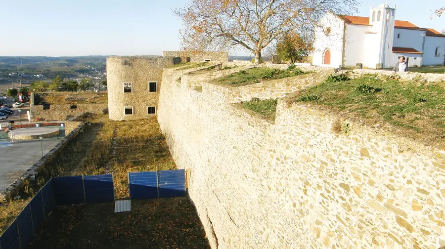 Orçamento de Abrantes cresce 22% a reboque dos fundos comunitários Orçamento de Abrantes cresce 22% a reboque dos fundos comunitários
