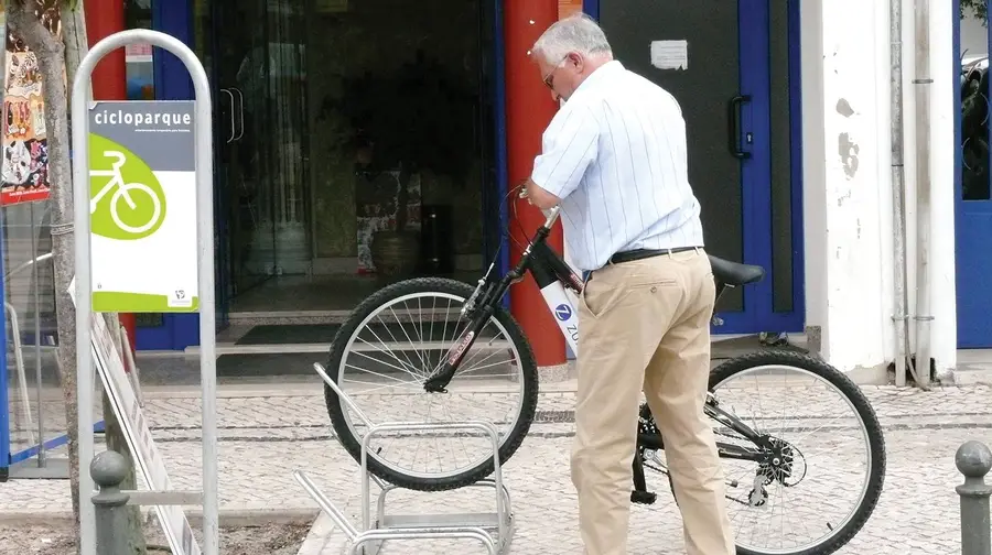Meio milhão para reduzir “voltinhas de carro” em três municípios da Lezíria Meio milhão para reduzir “voltinhas de carro” em três municípios da Lezíria