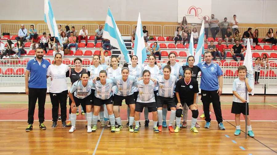 Futsal feminino do Vitória de Santarém continua na Taça