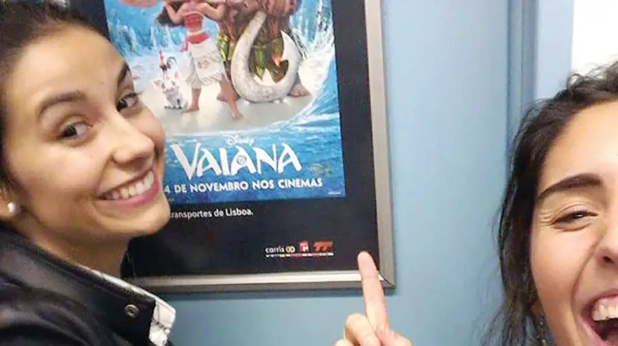 Cantora de Almeirim é a voz cantada de Vaiana da Disney com quem é parecida Cantora de Almeirim é a voz cantada de Vaiana da Disney com quem é parecida