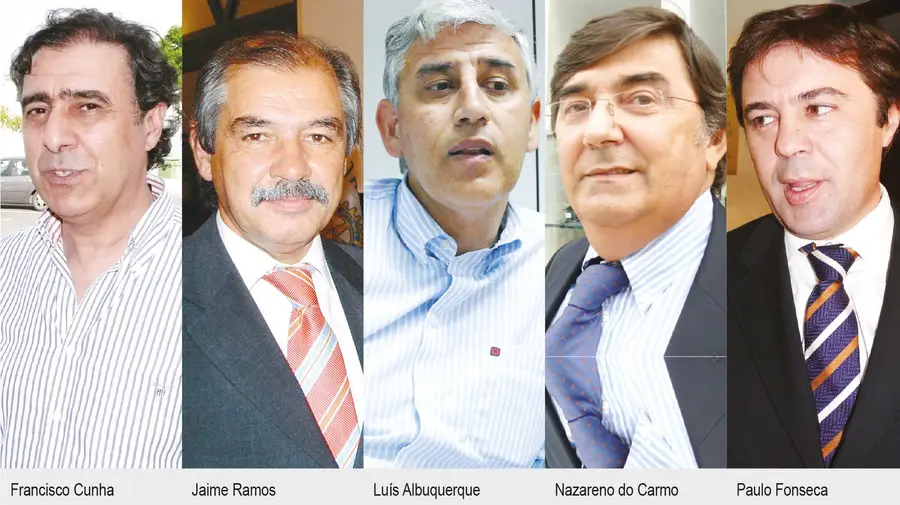 Cinco políticos a contas com a justiça têm processos a andar antes das eleições Cinco políticos a contas com a justiça têm processos a andar antes das eleições