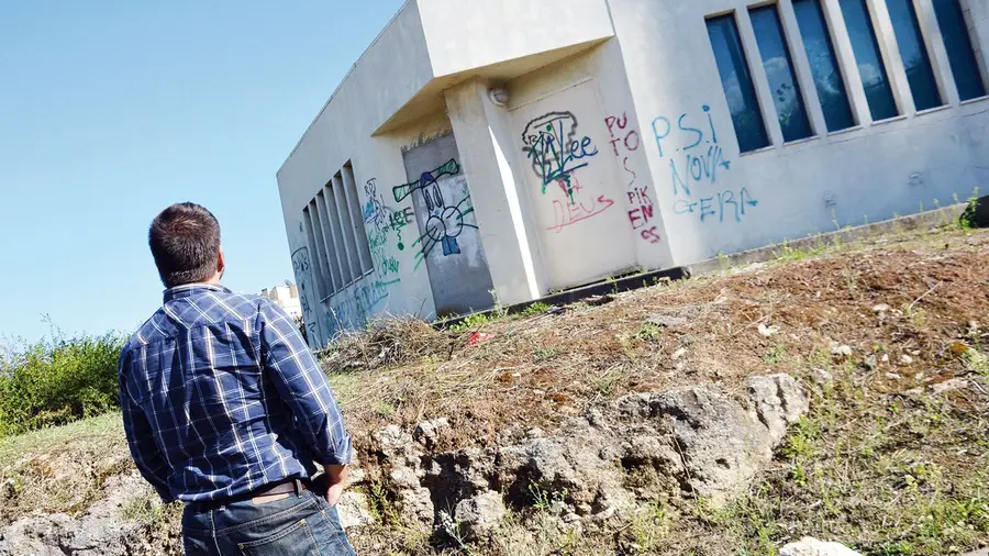 Bairro Azul precisa de intervenção profunda e “muito exigente” Bairro Azul precisa de intervenção profunda e “muito exigente”