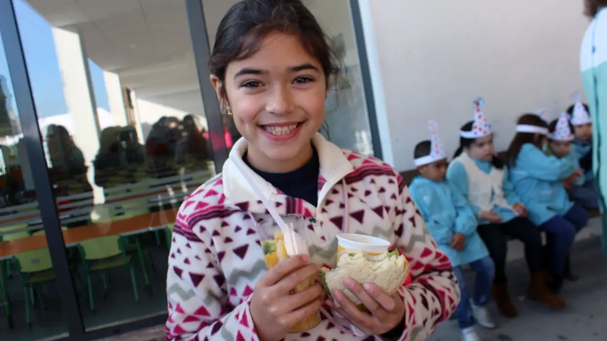 Lanche Saudável dos "Heróis da Fruta" no Centro Escolar dos Charcos em Almeirim