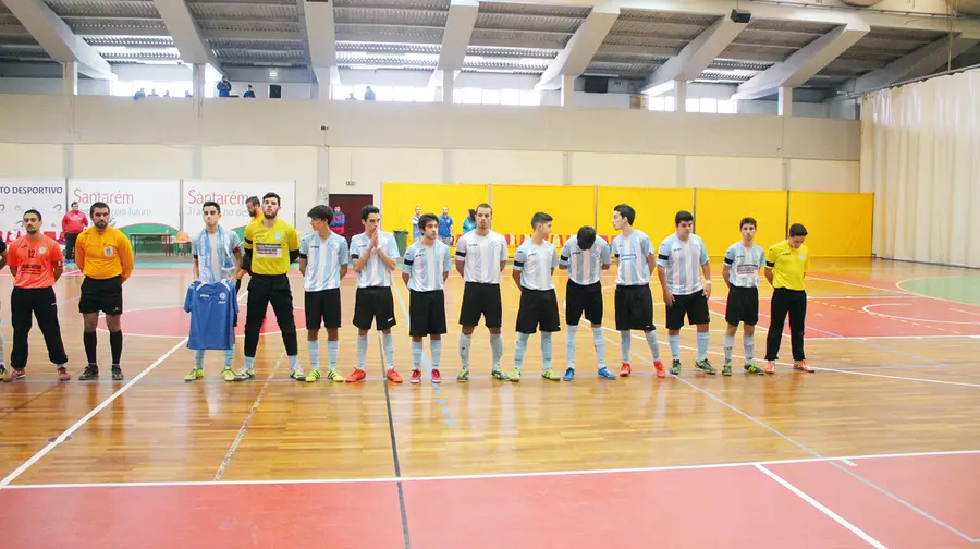 V. Santarém e Mação na final da Taça do Ribatejo de futsal em juniores