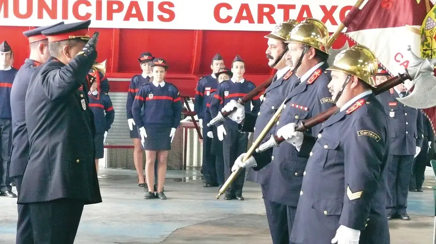 Cinco novos efectivos e uma nova ambulância para Bombeiros do Cartaxo