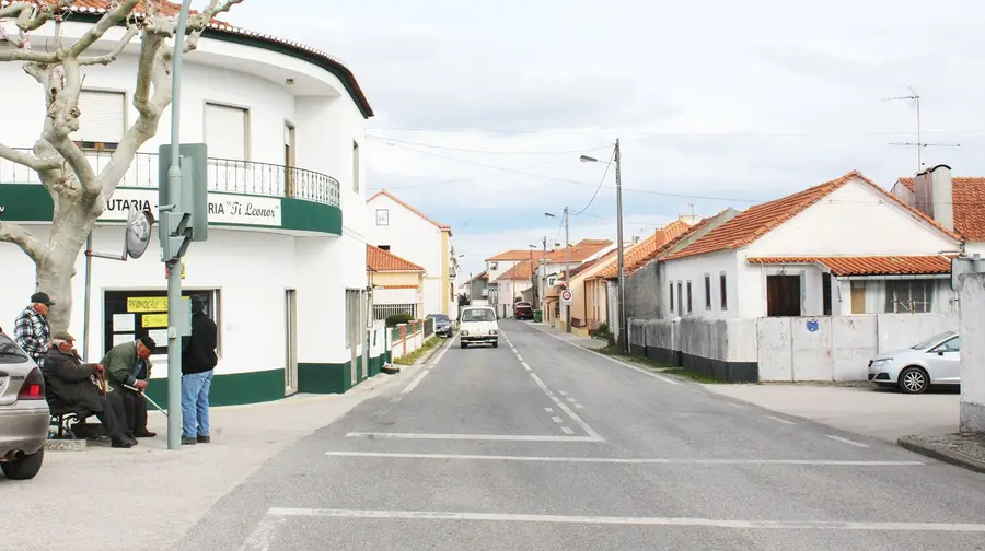 Estrada nacional que atravessa Alburitel é um perigo para os peões Estrada nacional que atravessa Alburitel é um perigo para os peões