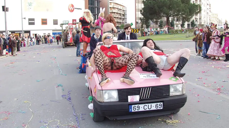 Câmara de Santarém ressuscita desfile de Carnaval