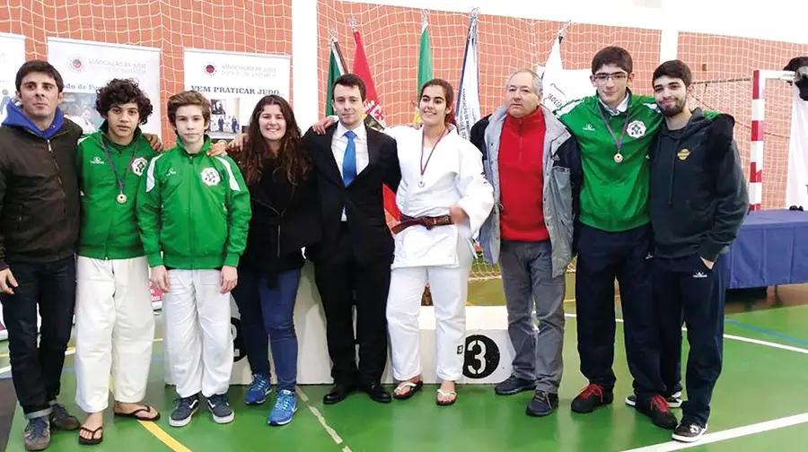 Judocas do Sporting de Tomar em bom plano no zonal de cadetes Judocas do Sporting de Tomar em bom plano no zonal de cadetes