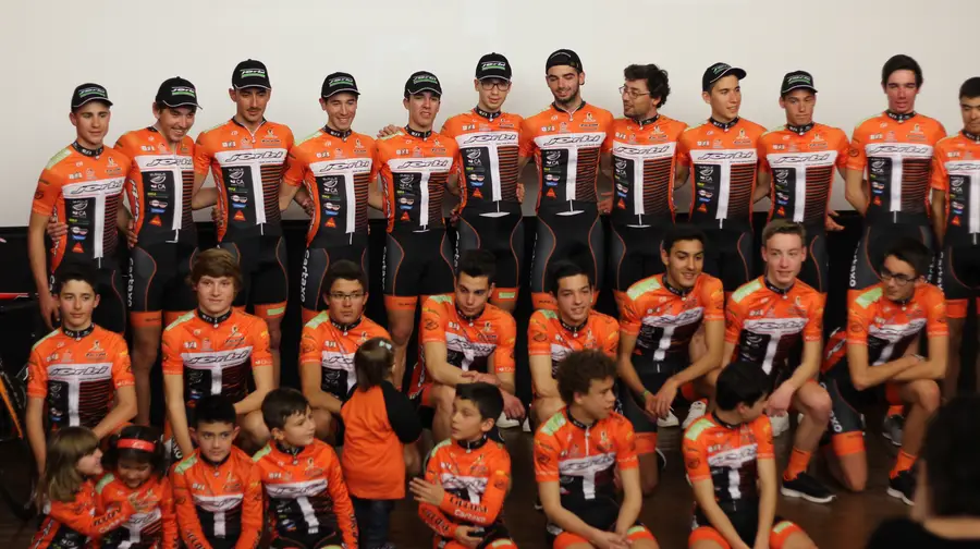 Clube de Ciclismo José Maria Nicolau apresenta atletas para 2017