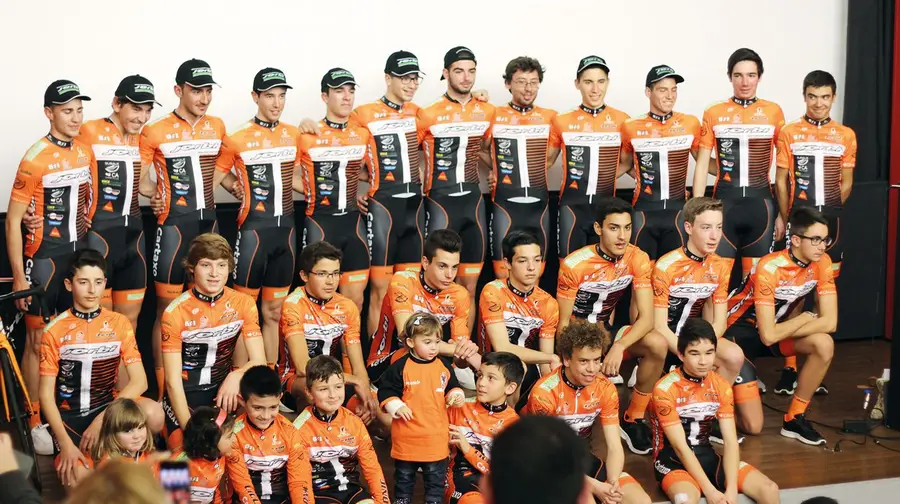 Clube de Ciclismo José Maria Nicolau apresentou atletas para esta época Clube de Ciclismo José Maria Nicolau apresentou atletas para esta época